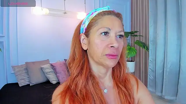 Snapshot of cintiagreyx chatting on 04-07-26, 11:45 cintiagreyx online show from 04-07-26, 11:45