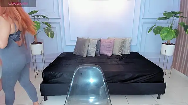 Snapshot of cintiagreyx chatting on 03-19-26, 11:32 cintiagreyx online show from 03-19-26, 11:32