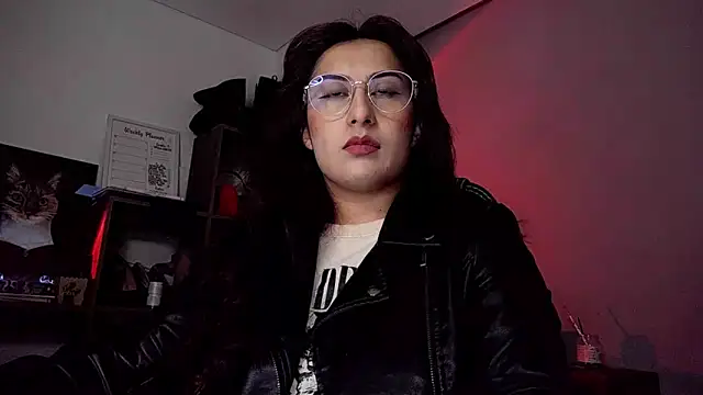 Snapshot of Scarlett_Sen chatting on 10-10-25, 02:51 Scarlett Sen online show from 10-10-25, 02:51