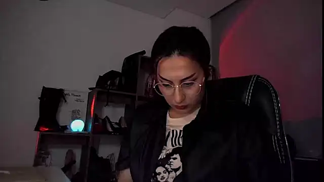 Snapshot of Scarlett_Sen chatting on 09-16-25, 06:31 Scarlett Sen online show from 09-16-25, 06:31