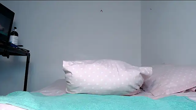 karolgirl-1 online show from 03-28-26, 10:38