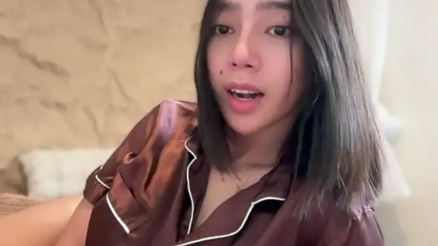 GenesisCastillano online show from 03-05-26, 02:30