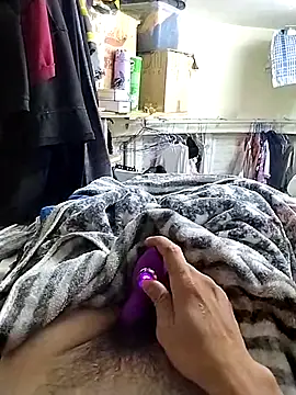 Snapshot of janskie0107 chatting on 09-25-25, 05:41 janskie0107 online show from 09-25-25, 05:41