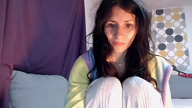 Snapshot of sexyevalove chatting on 10-21-25, 02:22 sexyevalove online show from 10-21-25, 02:22