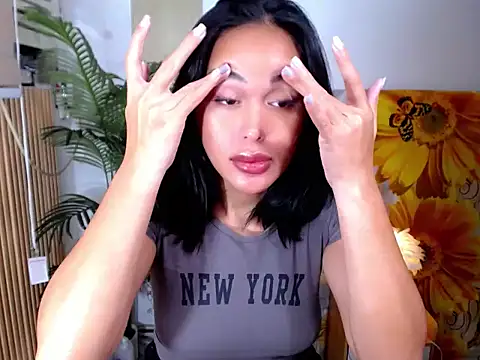 HeavenlyStar online show from 11-16-25, 10:20