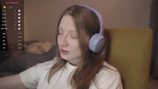 mollytuck online show from 12-19-24, 01:51