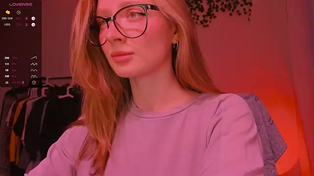 mollytuck online show from 10-03-25, 03:57