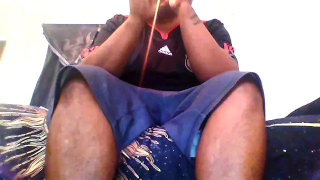 Snapshot of dro6969 chatting on 10-19-25, 03:59 dro6969 online show from 10-19-25, 03:59