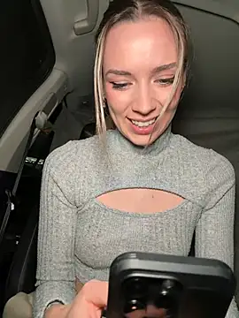 Snapshot of HopeHeaven chatting on 01-17-25, 09:17 HopeHeaven online show from 01-17-25, 09:17