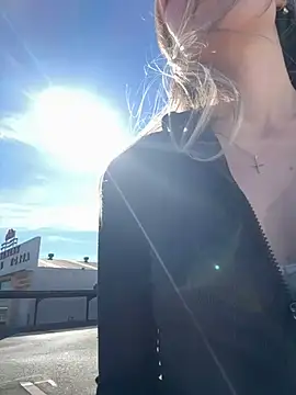 Snapshot of HopeHeaven chatting on 02-09-25, 12:52 HopeHeaven online show from 02-09-25, 12:52