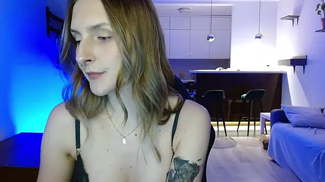 illusorycat online show from 10-10-25, 07:47