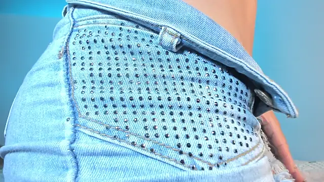 Katharina Lopez online show from 10-20-25, 11:38