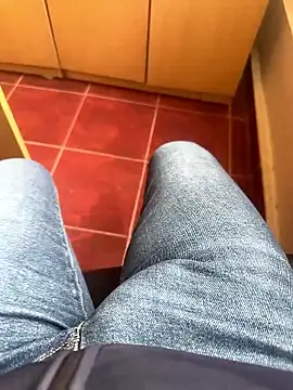 MAHKE12 online show from 11-11-25, 09:48