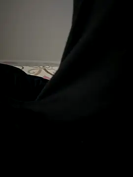 MAHKE12 online show from 10-31-25, 10:05