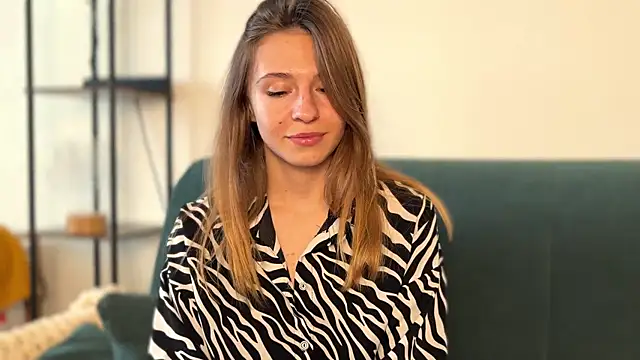 LovelyKatea online show from 05-23-26, 01:21
