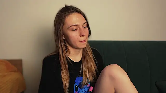 LovelyKatea online show from 03-28-26, 01:34