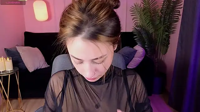 MilanaSugar online show from 02-25-25, 01:53