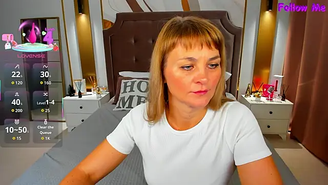 annasimonsj online show from 09-30-25, 01:00