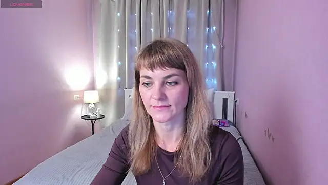 annasimonsj online show from 05-21-26, 01:03