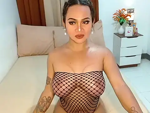 QueenVersa online show from 02-28-26, 11:37