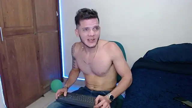 Snapshot of ramseesh chatting on 09-21-25, 10:59 ramseesh online show from 09-21-25, 10:59