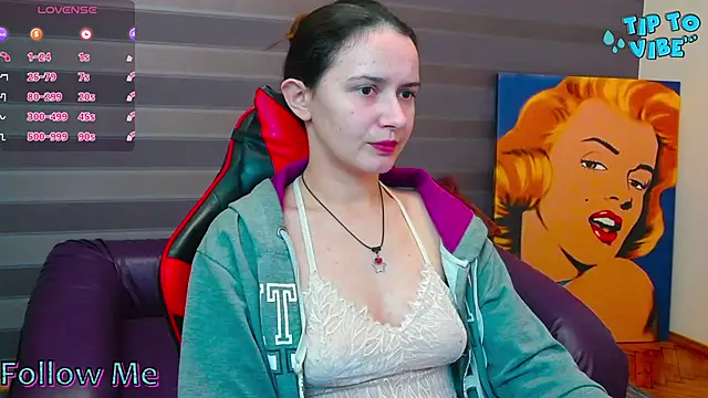 iris nikhols online show from 11-03-25, 10:24