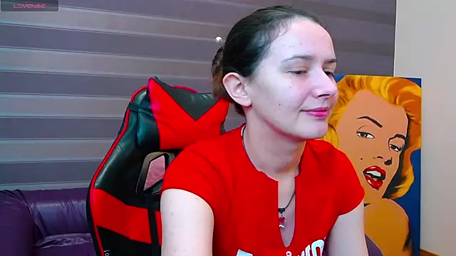 iris nikhols online show from 11-05-25, 03:09