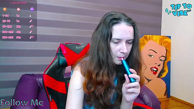 iris nikhols online show from 11-21-25, 04:22