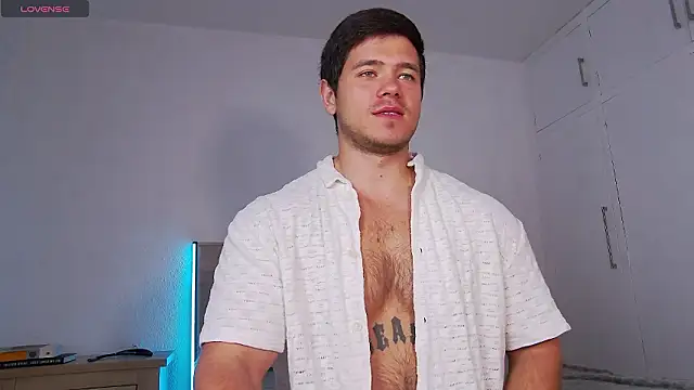 Arilas  online show from 03-26-26, 08:12