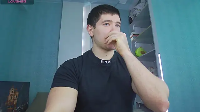 Arilas  online show from 03-13-25, 07:20