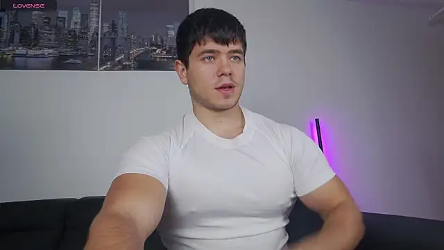 Arilas  online show from 11-28-25, 07:19