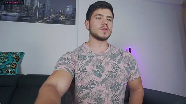 Arilas  online show from 11-14-25, 02:21