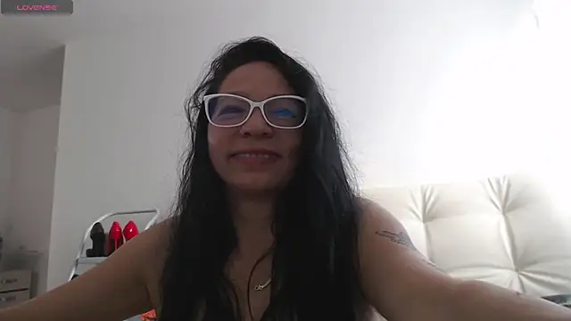 Snapshot of kimberlybirdx chatting on 07-14-26, 09:32 kimberlybirdx online show from 07-14-26, 09:32