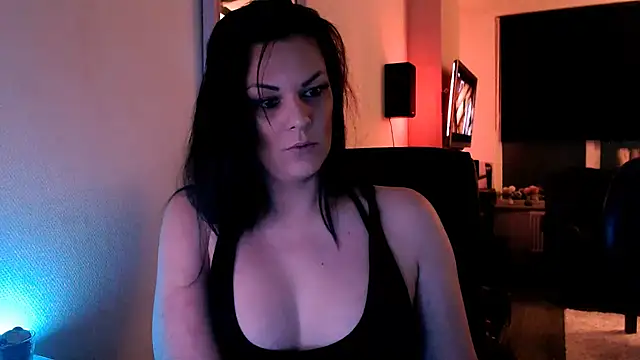 Snapshot of Bailey_S chatting on 02-18-25, 09:31 Bailey S online show from 02-18-25, 09:31