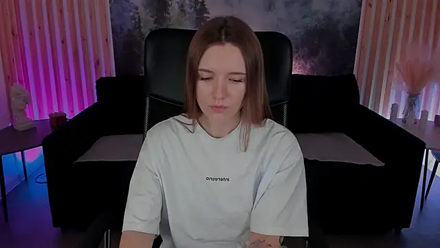 JennyDens online show from 02-19-25, 05:16