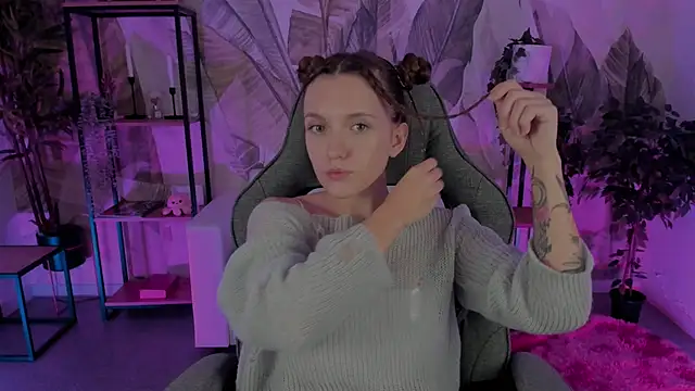 JennyDens online show from 09-25-25, 05:57