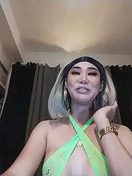 Snapshot of JustForCassie chatting on 10-19-25, 08:06 JustForCassie online show from 10-19-25, 08:06