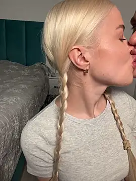 Snapshot of Bad_Hot_Teacher chatting on 04-05-26, 06:47 Bad Hot Teacher online show from 04-05-26, 06:47