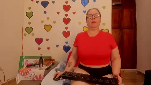 Snapshot of BarbaraFight chatting on 07-17-26, 11:13 BarbaraFight online show from 07-17-26, 11:13