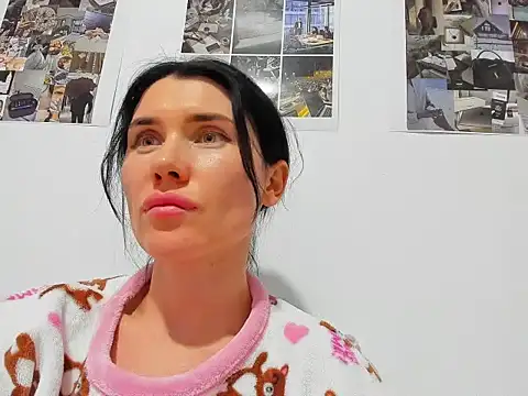 Cameron diazz online show from 02-10-26, 09:03