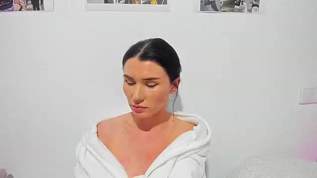 Cameron diazz online show from 02-22-26, 09:27