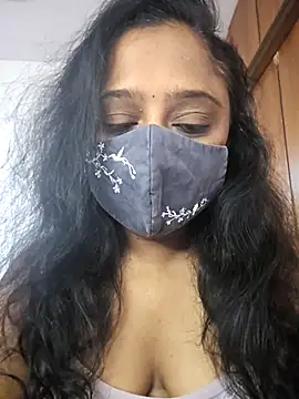 sexynayan23 online show from 11-06-25, 04:49