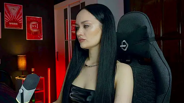 QueenAliss online show from 03-01-26, 06:24