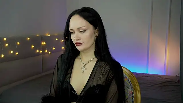 QueenAliss online show from 05-23-26, 06:45
