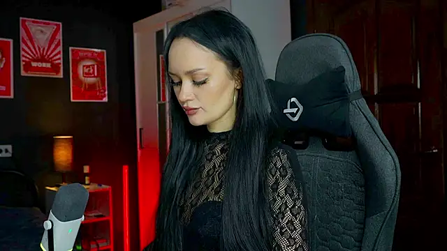 QueenAliss online show from 02-26-26, 06:13