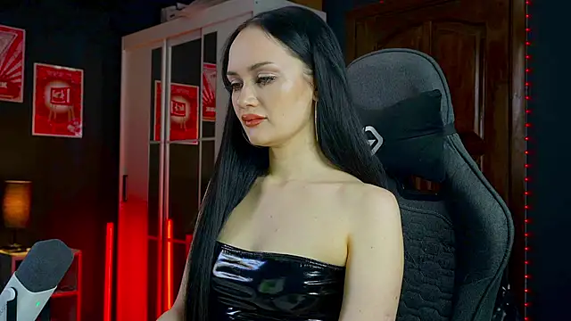 QueenAliss online show from 02-21-26, 06:26