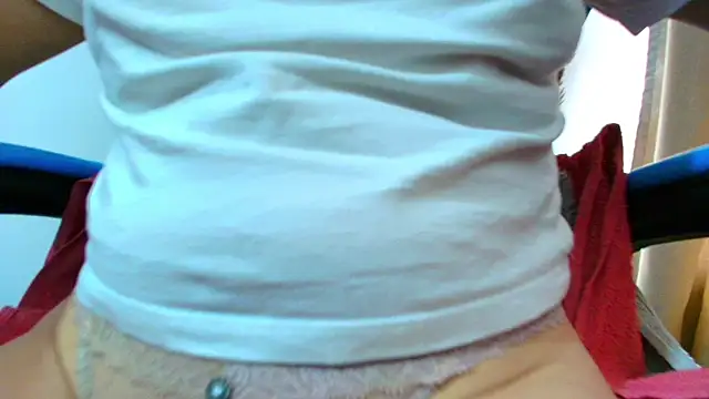 Snapshot of klylls_squirt_ chatting on 02-10-26, 07:24 klylls squirt online show from 02-10-26, 07:24