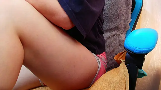 klylls squirt  online show from 03-26-26, 07:45