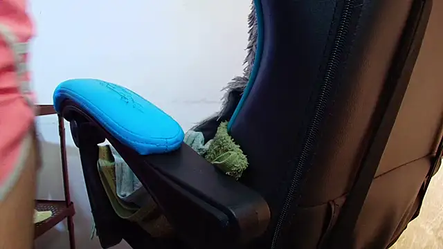 klylls squirt  online show from 05-04-26, 07:17