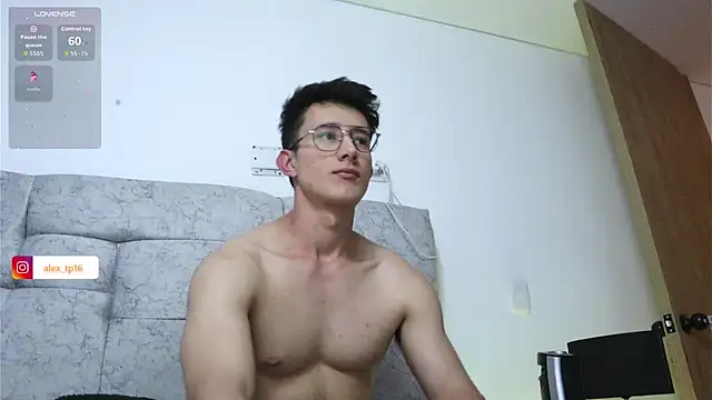 Snapshot of _Alexxx chatting on 10-01-25, 10:57 Alexxx online show from 10-01-25, 10:57
